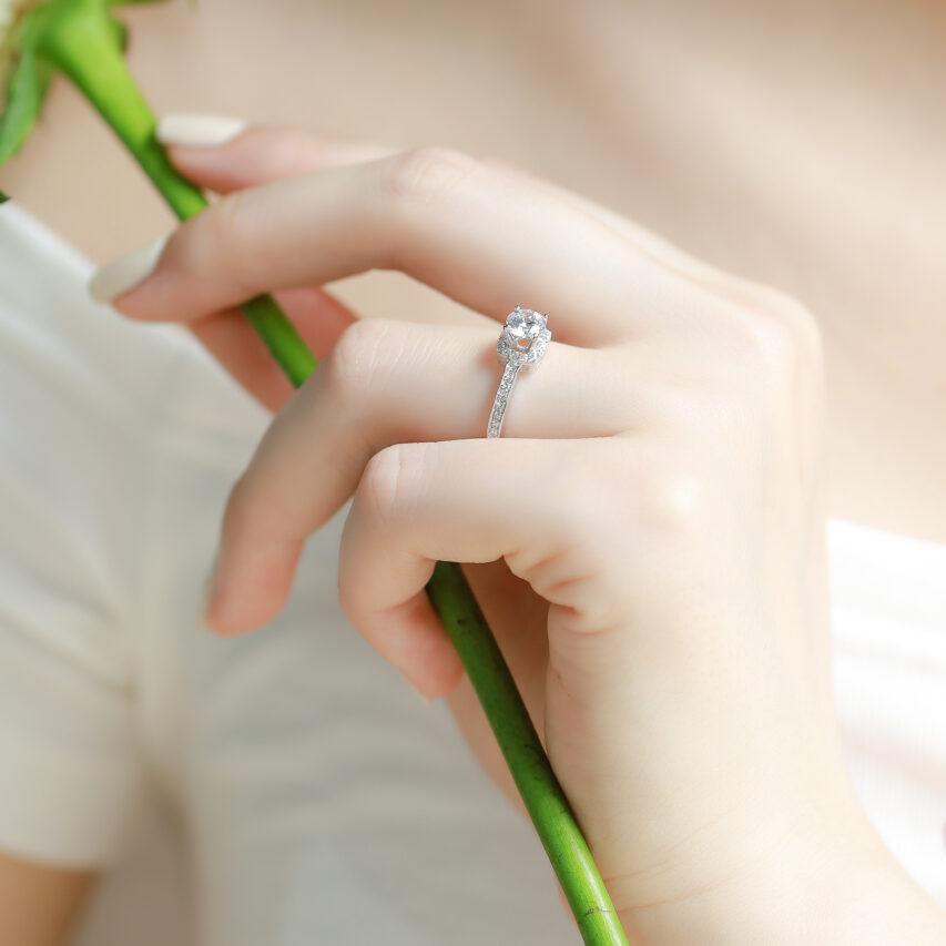 Nhẫn bạc vuông tròn tinh xảo