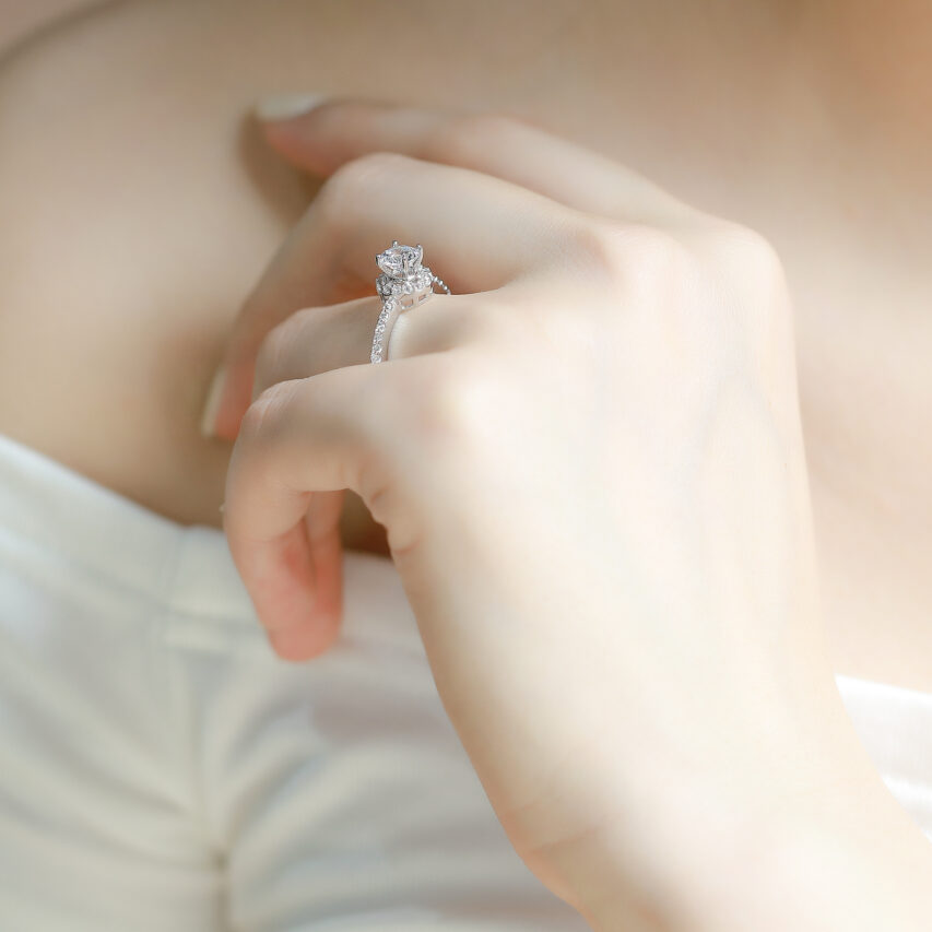 Nhẫn bạc vuông tròn tinh xảo